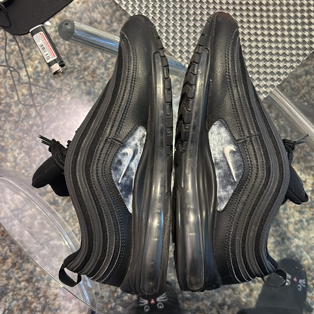Nike - Picture 5 of 6